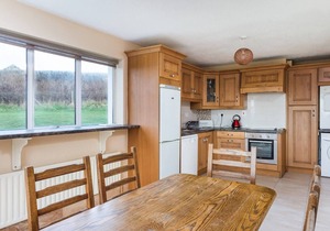 Fairways 20 (10 min walk to Lahinch beach), Short walk to Lahinch, with great views!