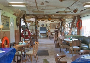 Familienzimmer mit Gemeinschaftsbad für 6 Personen auf Rügen