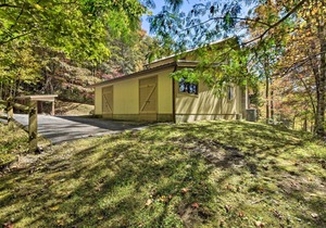 Family Cabin Near Hiking w/ On-Site Pond & Deck!