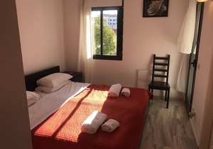 Family friendly, 10 min walk to beach, private garden, nr Marbella & Estepona,