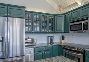 Fantastic 3BR/2BA Sealoft Villa! Close to Beach! Pet Friendly! Neighborhood Pool! Amenity Cards!