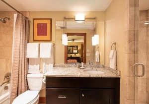 Fasching Haus Unit 9 & 10, 6 Bedroom, 6 BTH Condo, 2 Blocks to Downtown Aspen