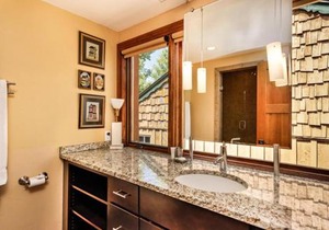 Fasching Haus Unit 9 & 10, 6 Bedroom, 6 BTH Condo, 2 Blocks to Downtown Aspen