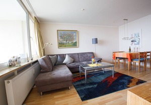 Feel the breeze in the morning.