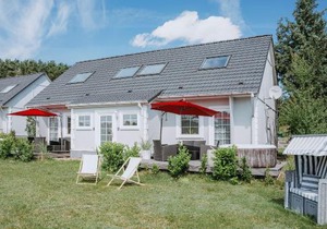 Ferienhäuser Insel Usedom Haus Milo 5 - Blick aufs Achterwasser! Whirlpool und Sauna