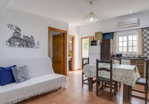 Finca Abril 2 - In idyllic location and with shared pool