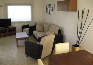 First Floor Non Smoking Air Conditioned 4 Person Luxury Golf Apartment