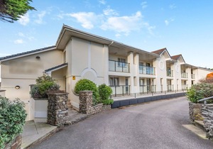 Flat 28 Clifton Court