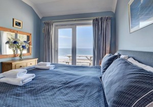 Flat 8 Clifton Court by Interhome