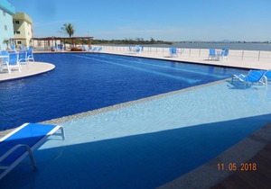 Flat between sea and lagoon