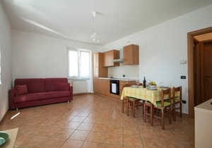 Flat in Domaso with private parking