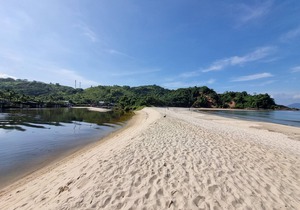 Flat n1 com Cozinha e Banheiro na Barra do Una em São Sebastião