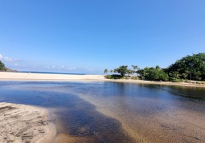 Flat n4 com Cozinha e Banheiro na Barra do Una em São Sebastião