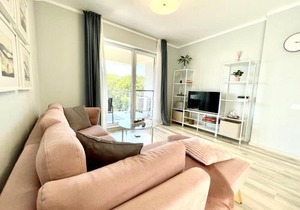 Forest View Apartment