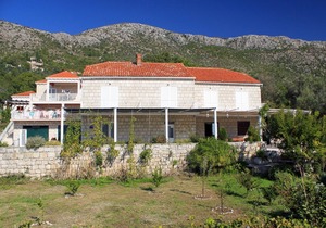 Four bedroom apartment with terrace and sea view Brsečine, Dubrovnik (A-9098-a)