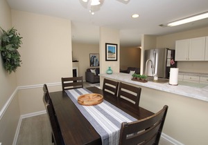 Four Bedroom Penthouse Condo with Access to Three community pools