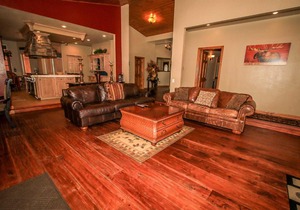 Four Happy Bears Estate #1277