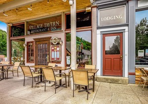 Friendly Inn with Full Kitchens, City View, and WiFi - Close to Keuka Lake!