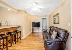 Friendly Inn with Full Kitchens, City View, and WiFi - Close to Keuka Lake!