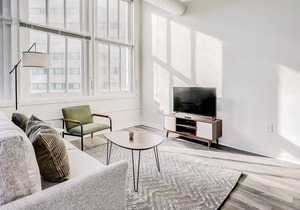 Frontdesk | 2 BR Apt near Indy Motor Speedway