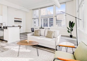 Frontdesk | 2 BR Apt near Indy Motor Speedway