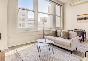 Frontdesk | 2 BR Apt near Indiana State Fairground