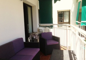 Fuengirola- air conditioned & wifi beach and town centre apartment