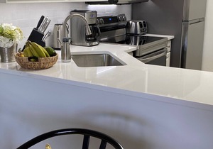 Fully renovated condo at Park Shore Resort just few minutes from beach and ocean