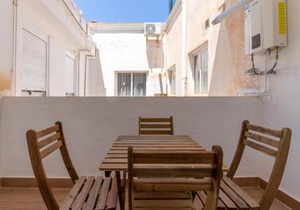 FUN BUILDING APARTMENTS by HOMEABOUT