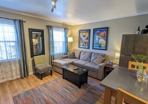 Garden District Gem Steps from the St.Charles Streetcar visit GardenDistrictGem