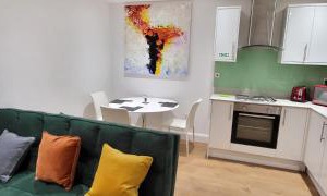 Garland Stylish Apartment 1 in Greater London
