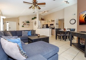 Gated Community Westridge! 4 bedrooms, 3 bathrooms and private pool. Free WIFI