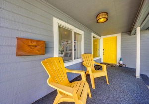 Gem and Gem Cottage by the Depot