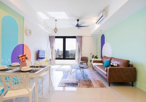 Georgetown High Floor Luxury 3BR Suite
