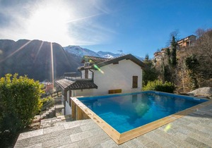 Germasino Villa Sleeps 8 Pool