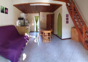 Gitelacapelle with 2 swimming pool bedrooms, 10mm from wild beaches, tropical setting .