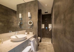Golden Tulip Istanbul Bayrampasa
