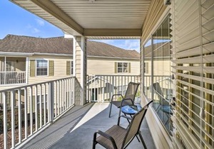Golfers Paradise in Myrtle Beach with Balcony!