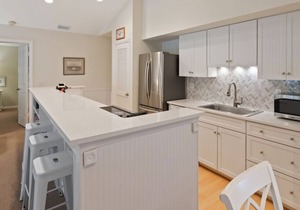 Gorgeous 2 Bedroom 2 Bath Sea Oaks Tennis Villa