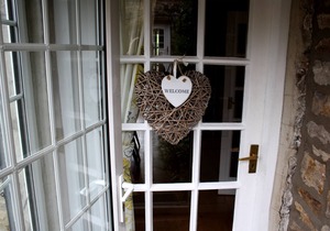 Gorgeous Cottage w/Central Heating, Free WiFi & a stones throw to the Village Green & Pubs