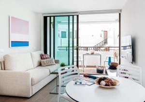 Gorgeous Apartment In San Bartolom De Tiraj