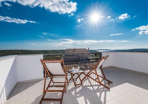 Gorgeous home in Debeljak with WiFi