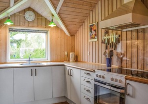 Gorgeous home in Dronningmølle