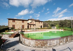 Gorgeous Mansion in Monte del Lago with Lake View