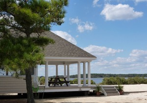 Gorgeous! Steps to Beach, Bay, Pool! 2 Master Suites! Bay views, beautiful home!