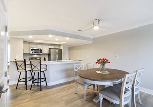 Gorgeous Villa with Stunning Marina Views - Pet Friendly - Near Beach!