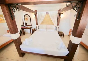 GRAND ROYAL SUITE ON THE BEACH