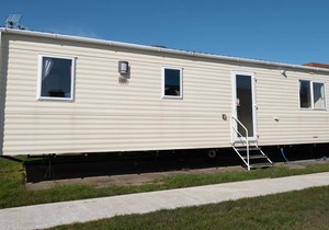 Great 6 berth caravan for hire at Naze Marine in Essex ref 17111P