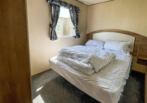 Great 8 berth caravan at Naze Marine Holiday Park ref 17278C