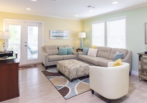 Great Beach Location ~ Pool ~ Professionally Decorated ~ Steps to the Beach!